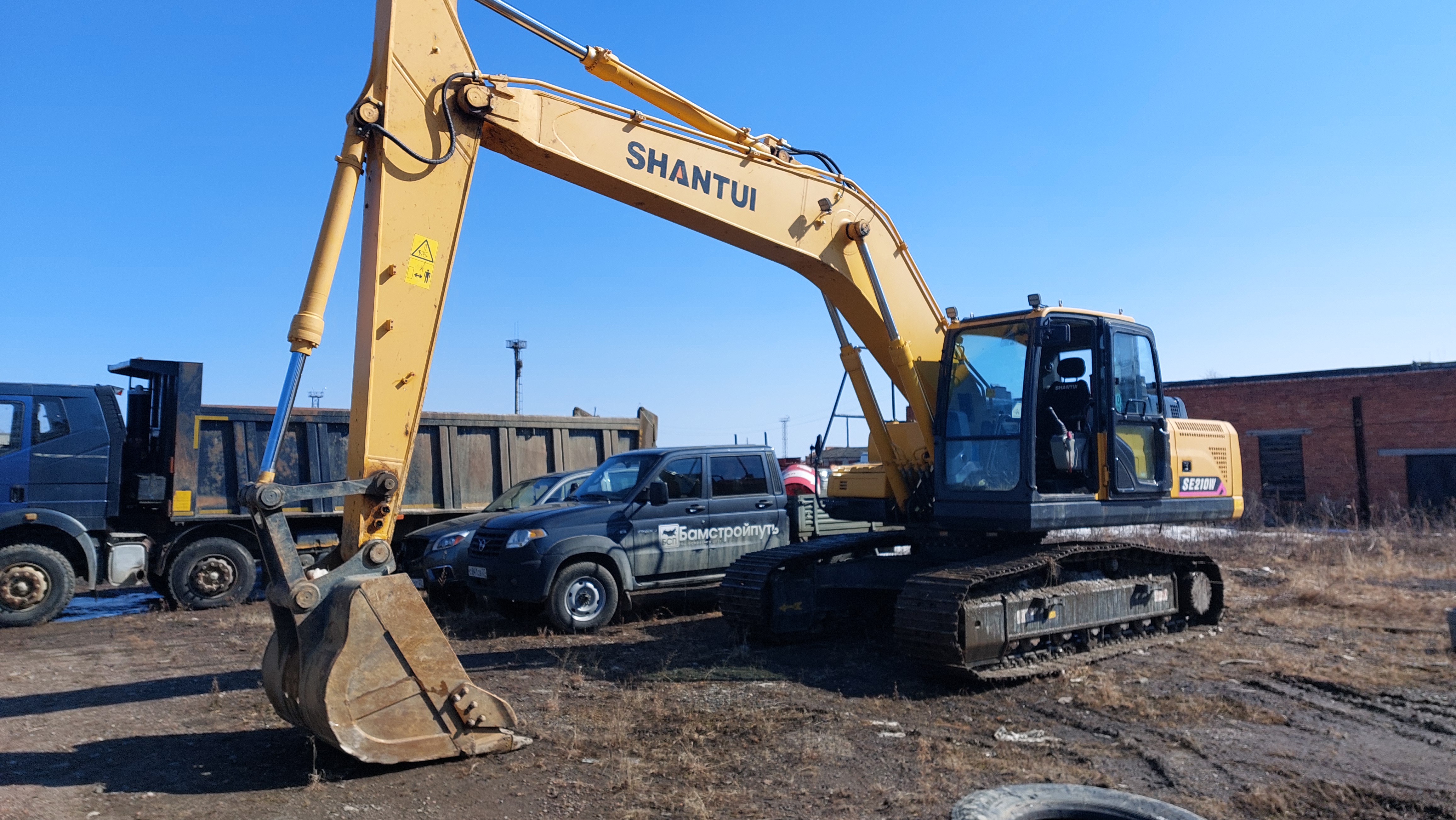 Экскаватор SHANTUI SE210W