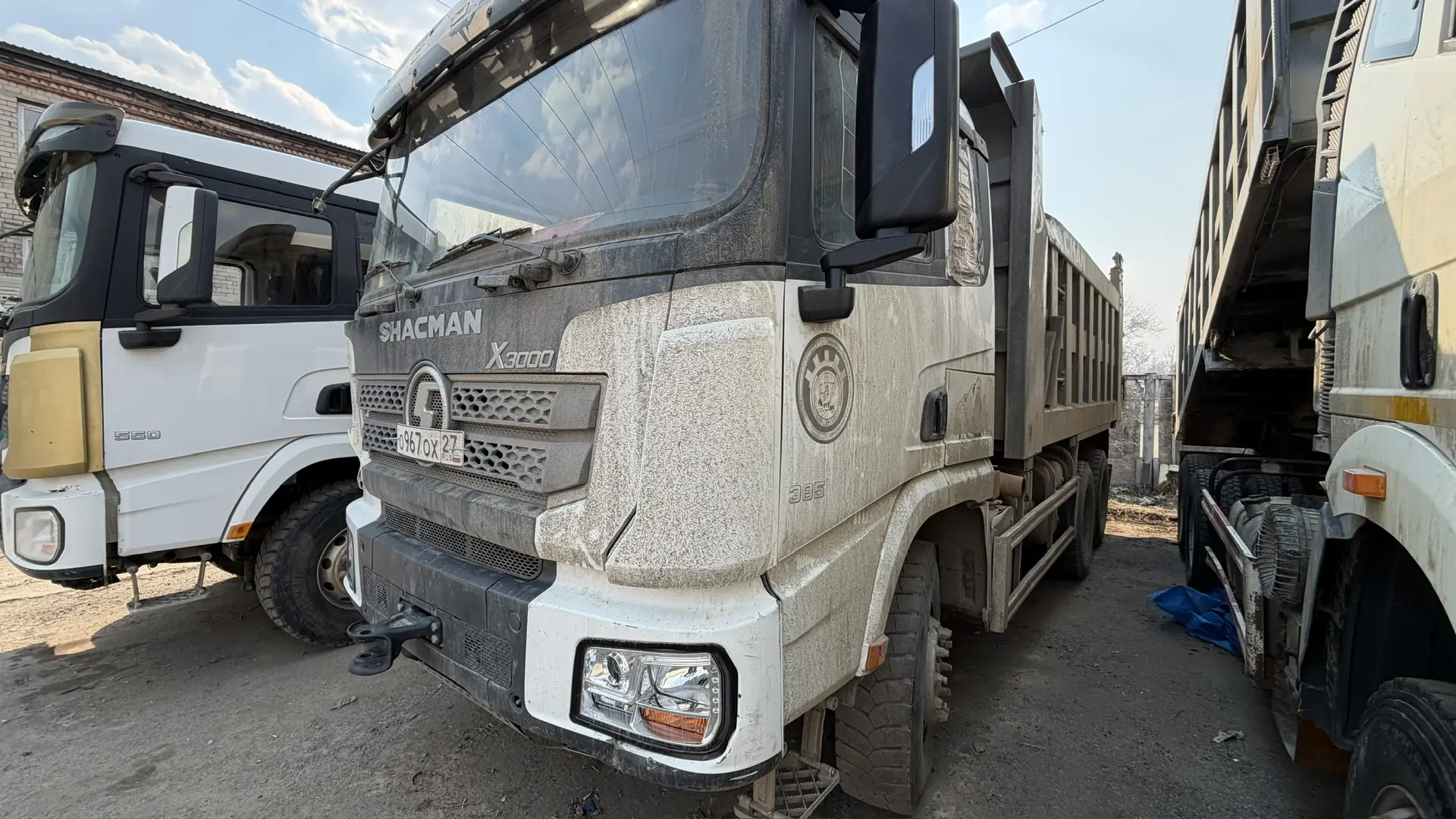 Самосвал SHACMAN SX32586T384C (6х4); LZGJR4T44NX045353