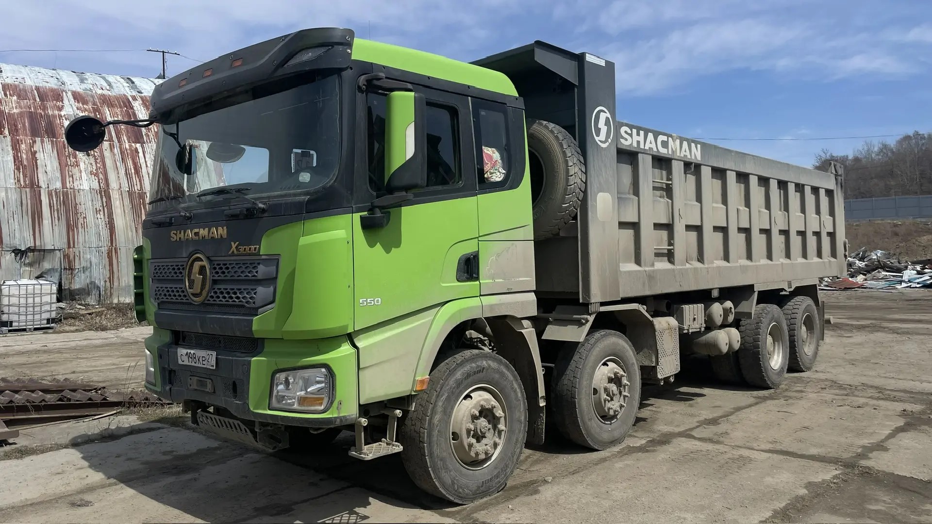 Самосвал SHACMAN SX331863366 (8х4); LZGJX4Z66NX053906